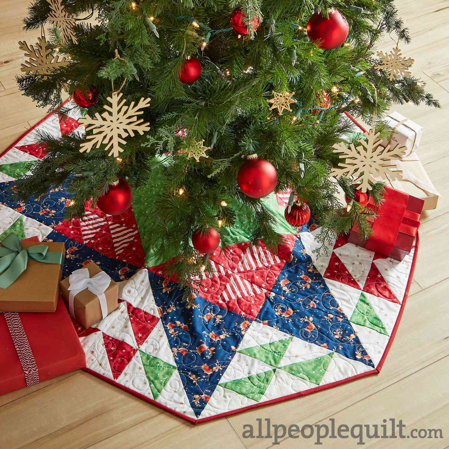 Free Tree Skirt Patterns in Christmas Tree Skirt Templates