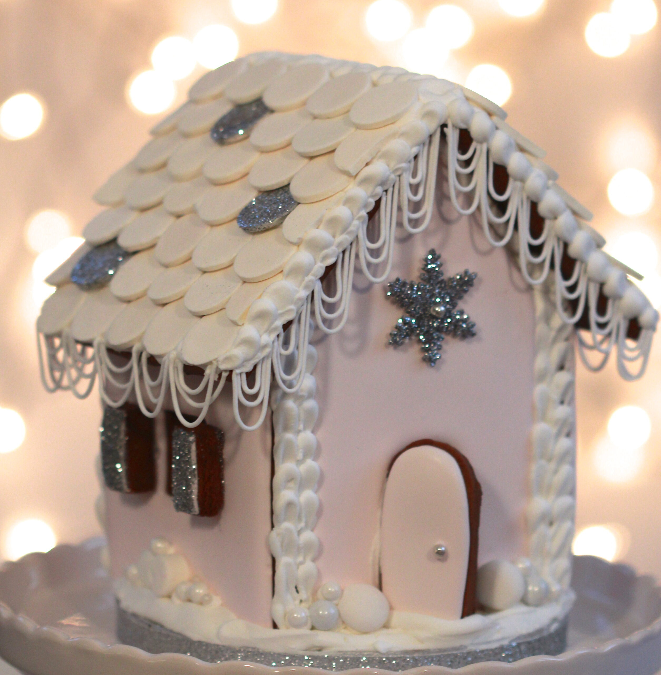 How To Make A Gingerbread House in Sweetopia Gingerbread House Template