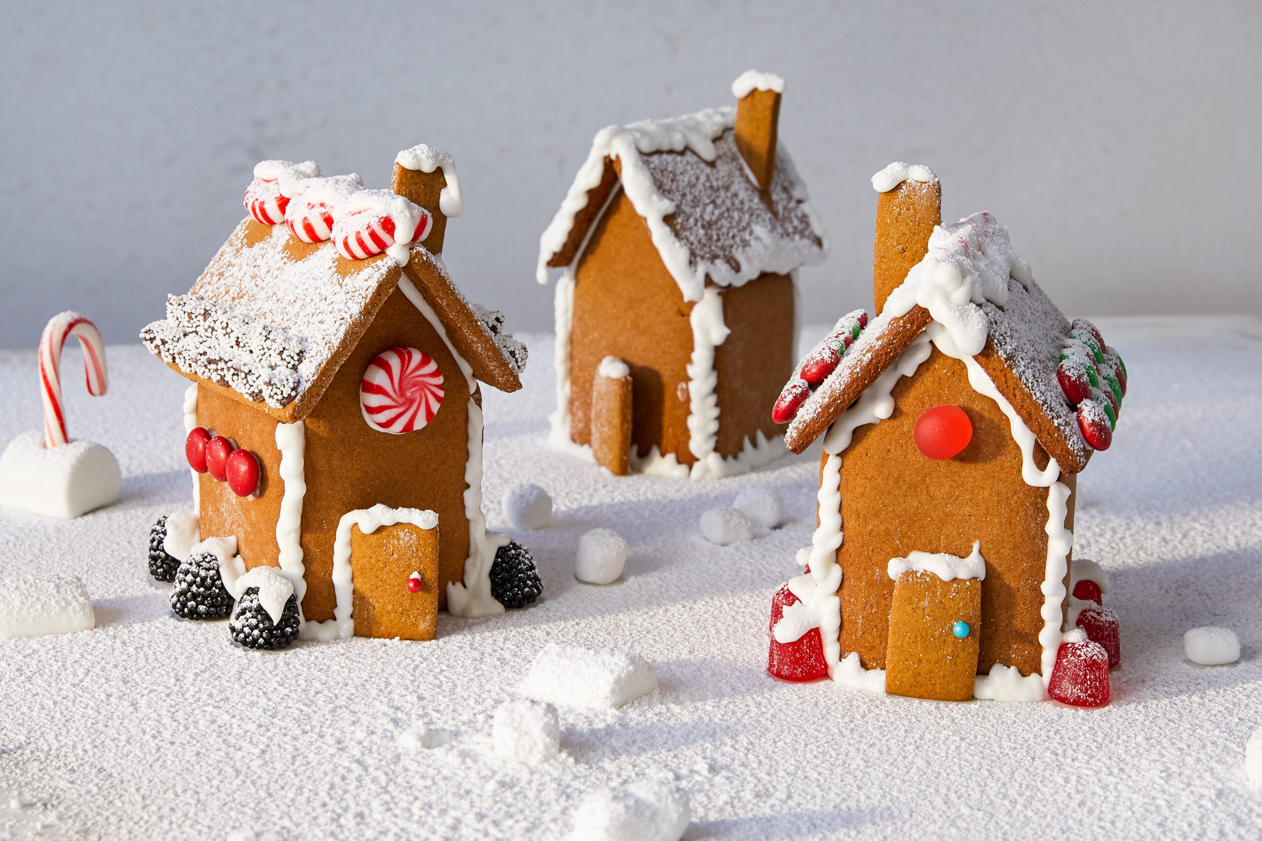 Mini Gingerbread Houses for Mini Gingerbread House Recipe and Template