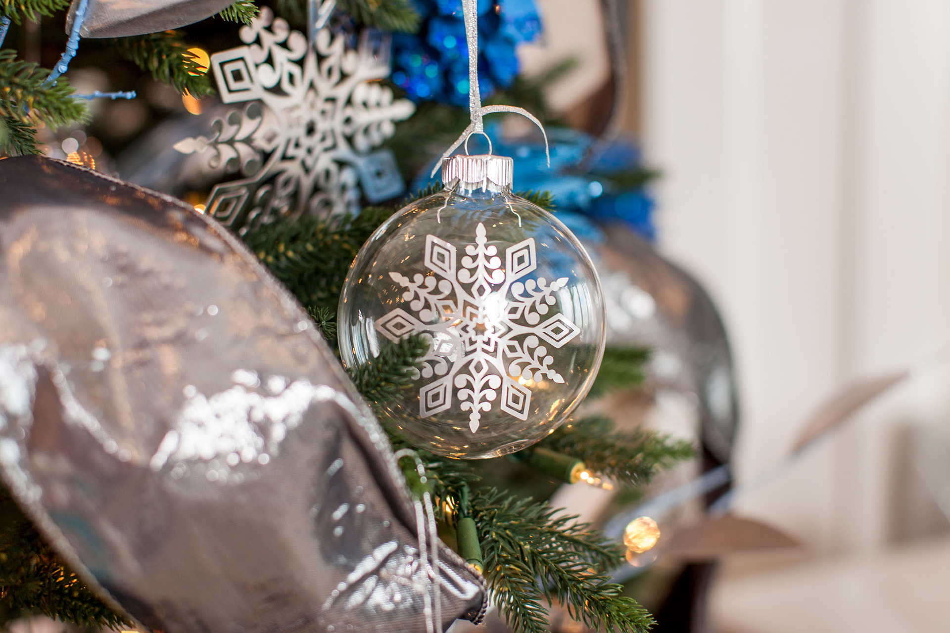8 Unique Ornament Ideas To Make This Christmas – Cricut in Christmas Ornament Cricut Template
