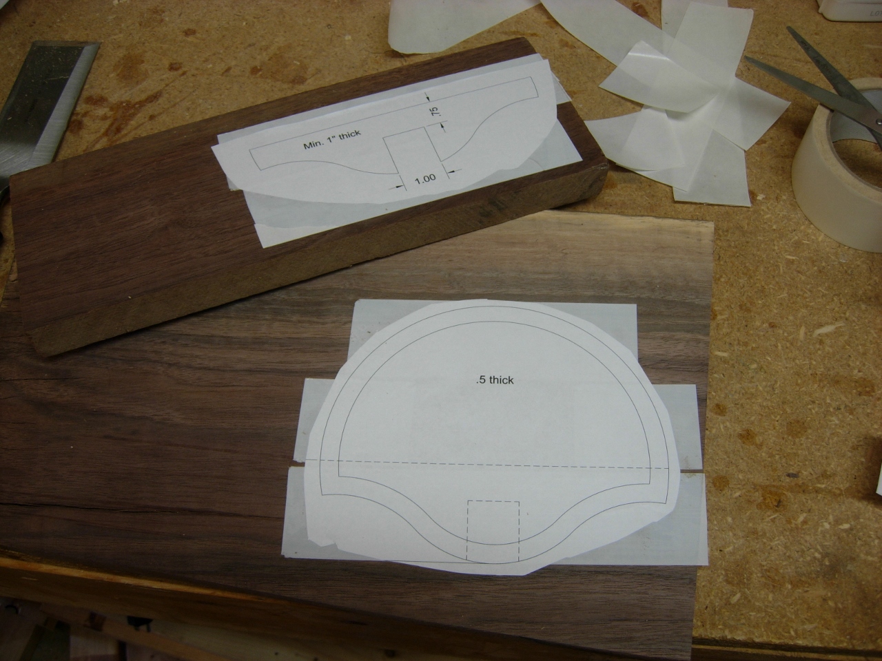 Making A Turkey Fan Plaque
